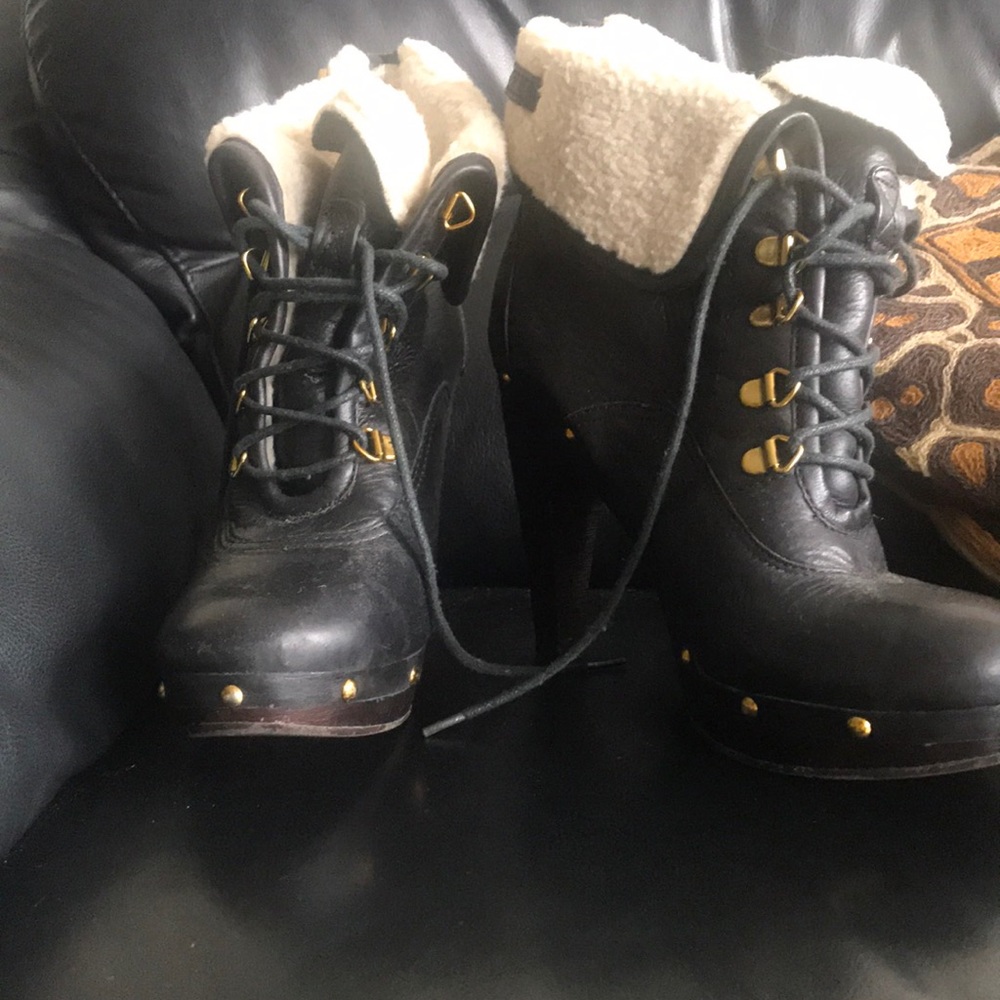 Booties with fleece lining